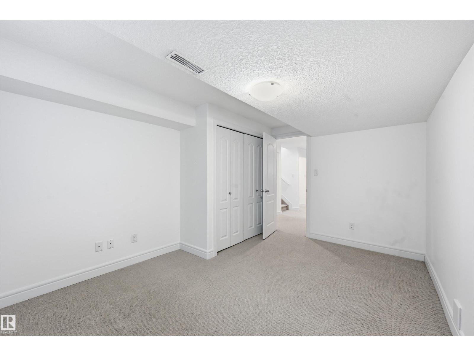 926 Thompson Pl Nw, Edmonton, Alberta  T6R 3K4 - Photo 65 - E4480710