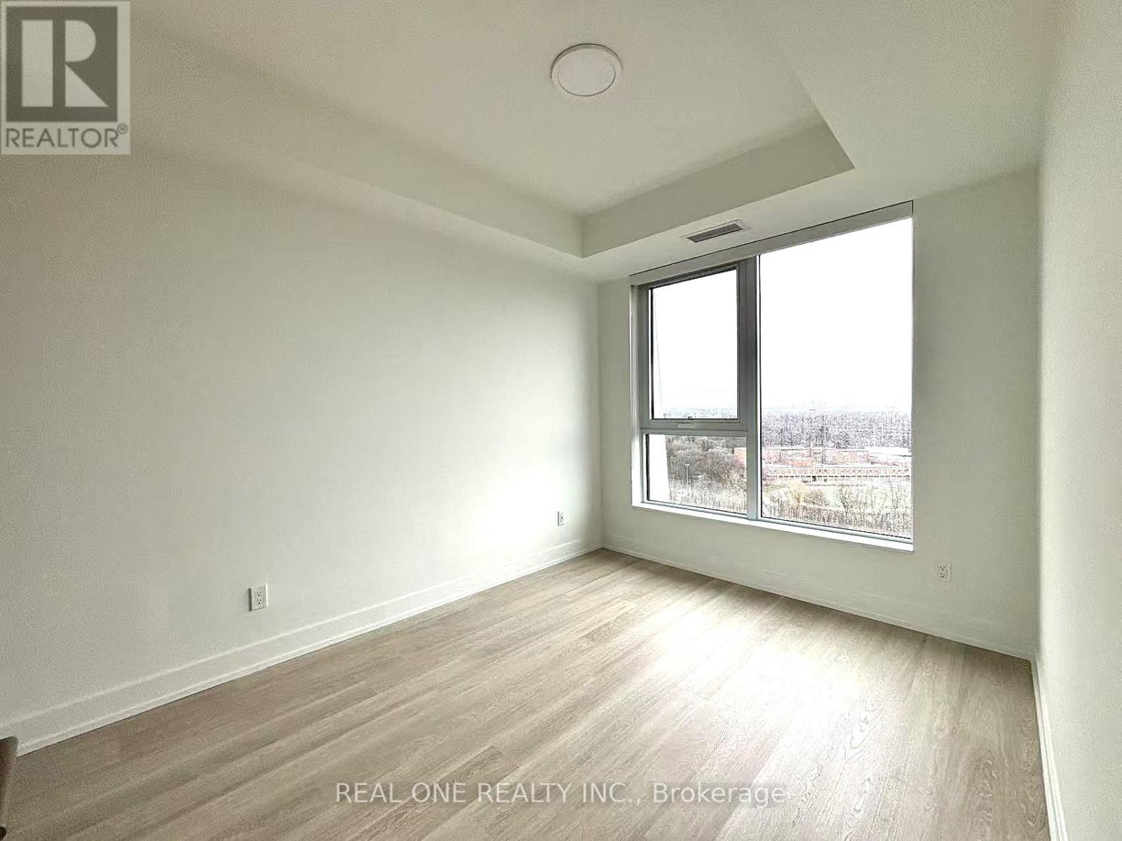 1602 - 60 Central Park Roadway, Toronto, Ontario  M9A 0E6 - Photo 16 - W12954890