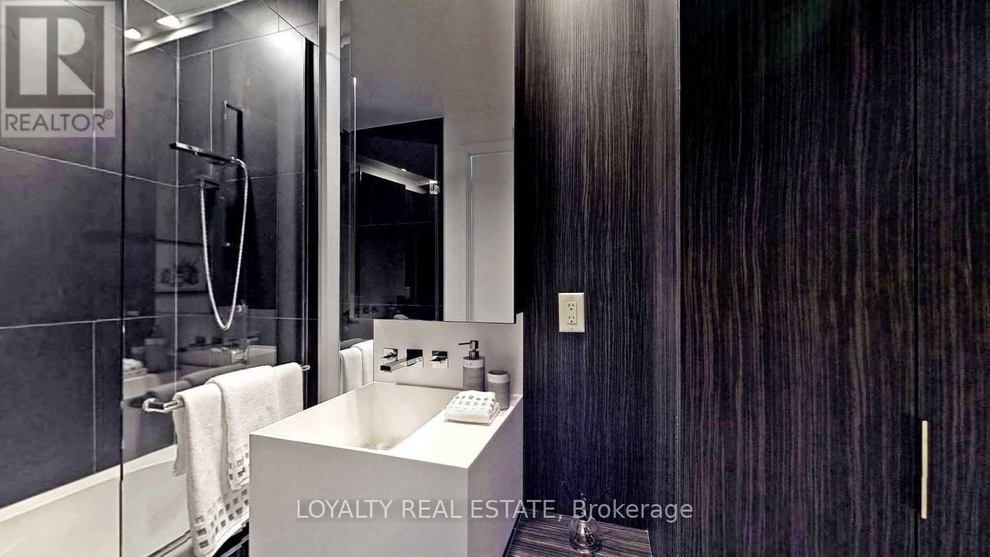 908 - 1 Bloor Street E, Toronto, Ontario  M4W 1A9 - Photo 22 - C12957906