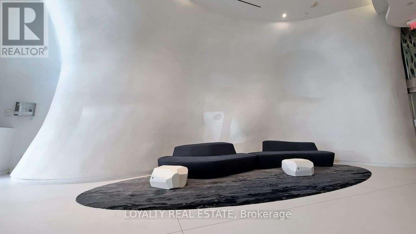 908 - 1 Bloor Street E, Toronto, Ontario  M4W 1A9 - Photo 4 - C12957906