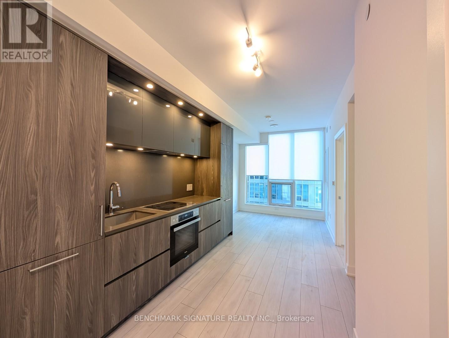 2515 - 35 MERCER STREET, Toronto, Ontario