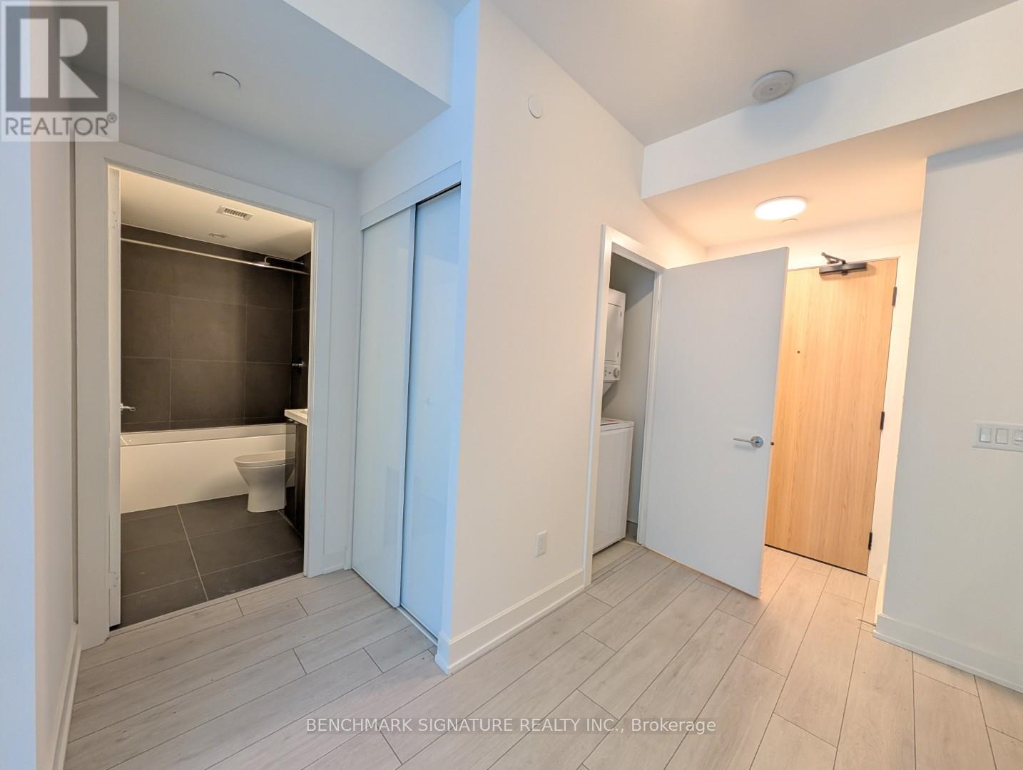 2515 - 35 Mercer Street, Toronto, Ontario  M5V 0V1 - Photo 4 - C12957914