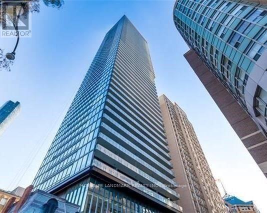 4209 - 15 Grenville Street, Toronto, Ontario  M4Y 0B9 - Photo 2 - C12957934