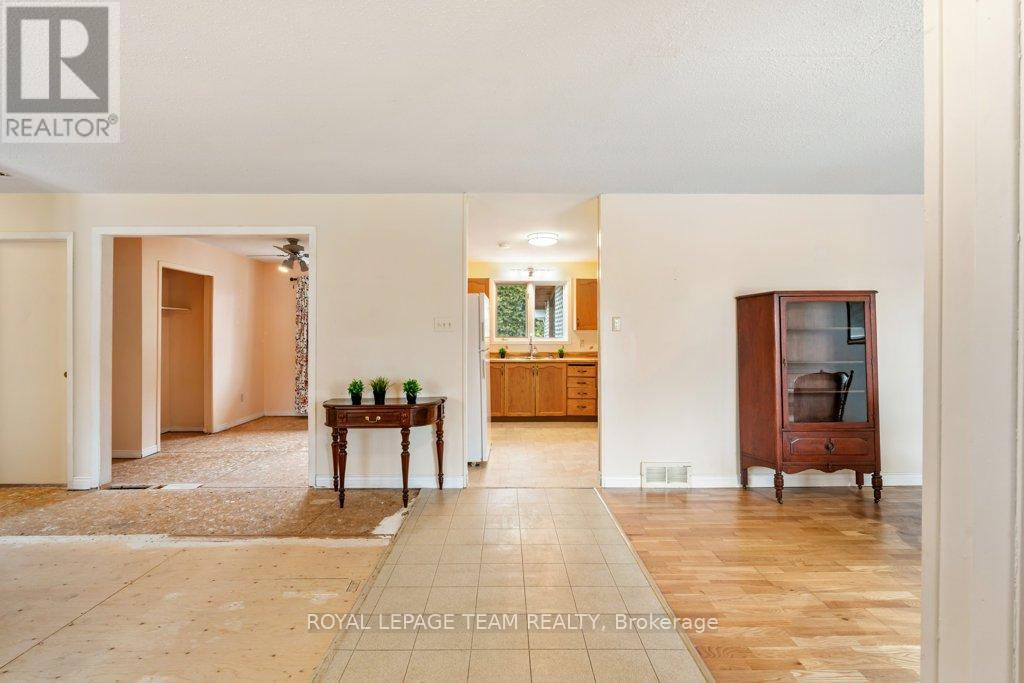 504 Quart Court, North Dundas, Ontario  K0C 2K0 - Photo 5 - X12957908