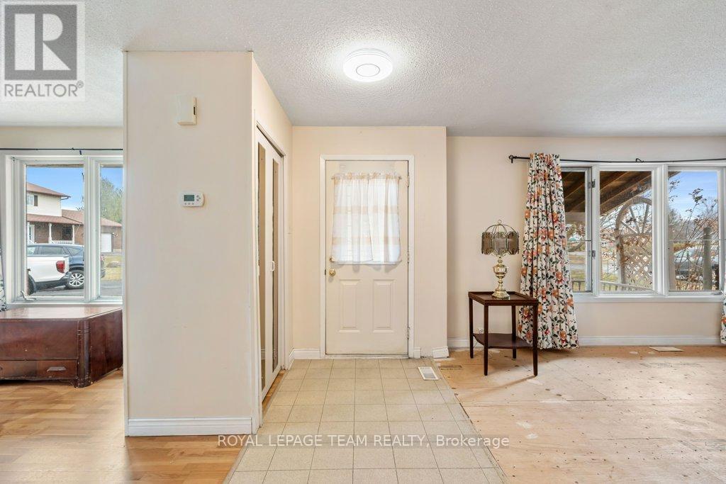 504 Quart Court, North Dundas, Ontario  K0C 2K0 - Photo 6 - X12957908