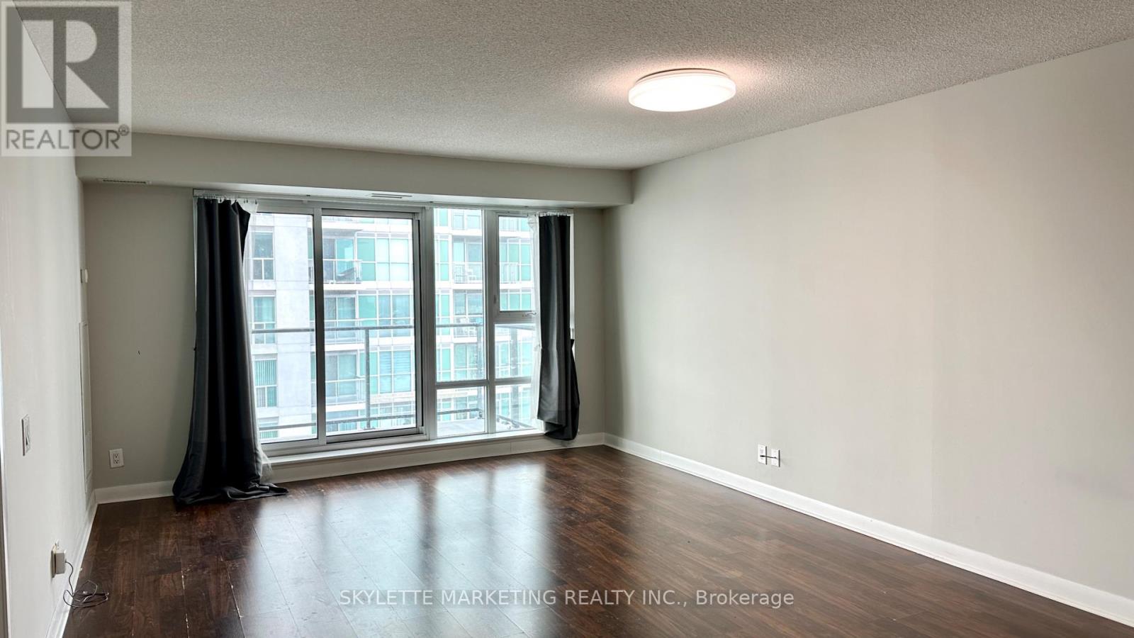 Lph3506 - 25 Town Centre Court, Toronto, Ontario  M1P 0B4 - Photo 2 - E12957932