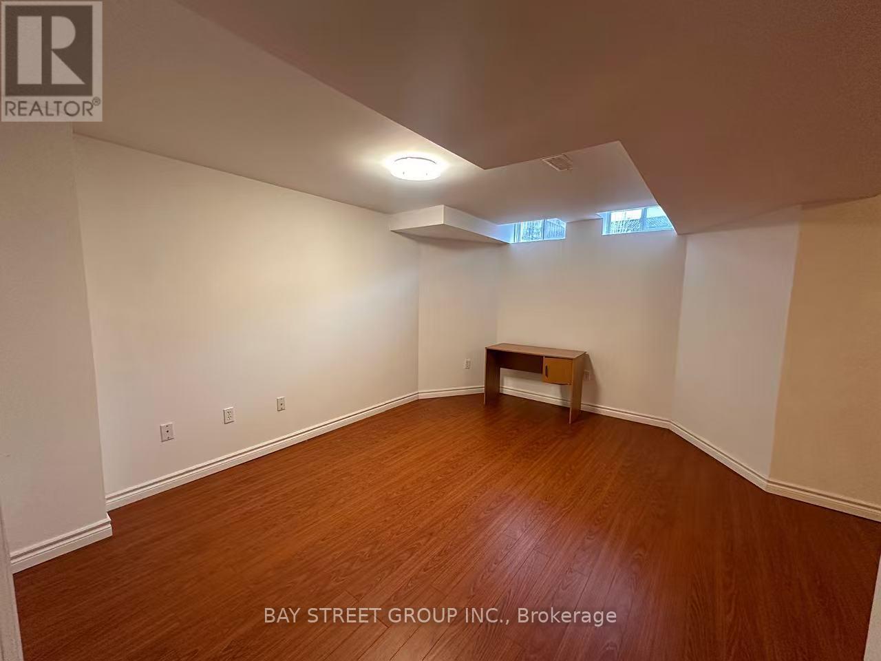 70 Warren Bradley Street, Markham, Ontario  L6C 2X4 - Photo 15 - N12957910