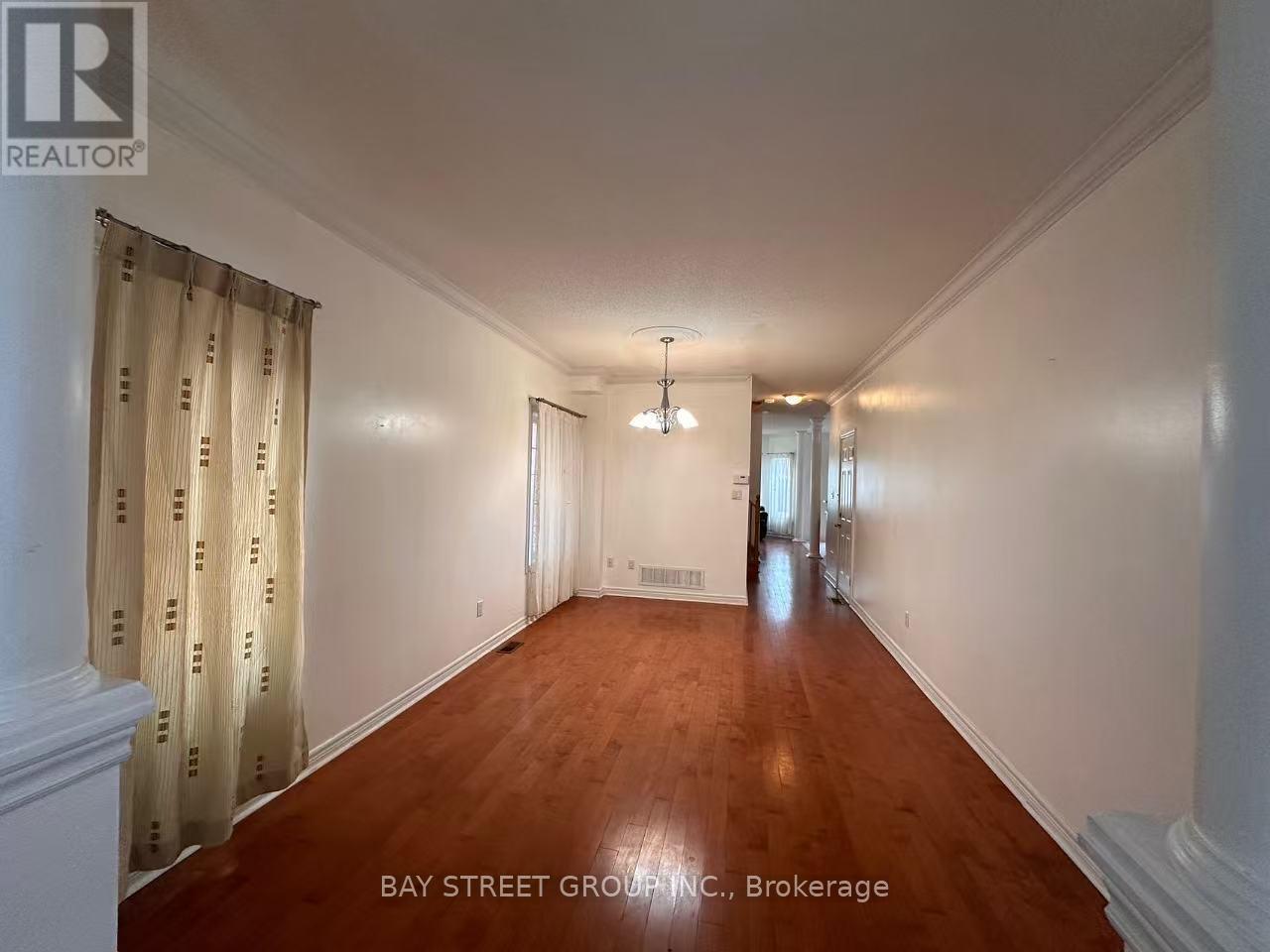 70 Warren Bradley Street, Markham, Ontario  L6C 2X4 - Photo 3 - N12957910