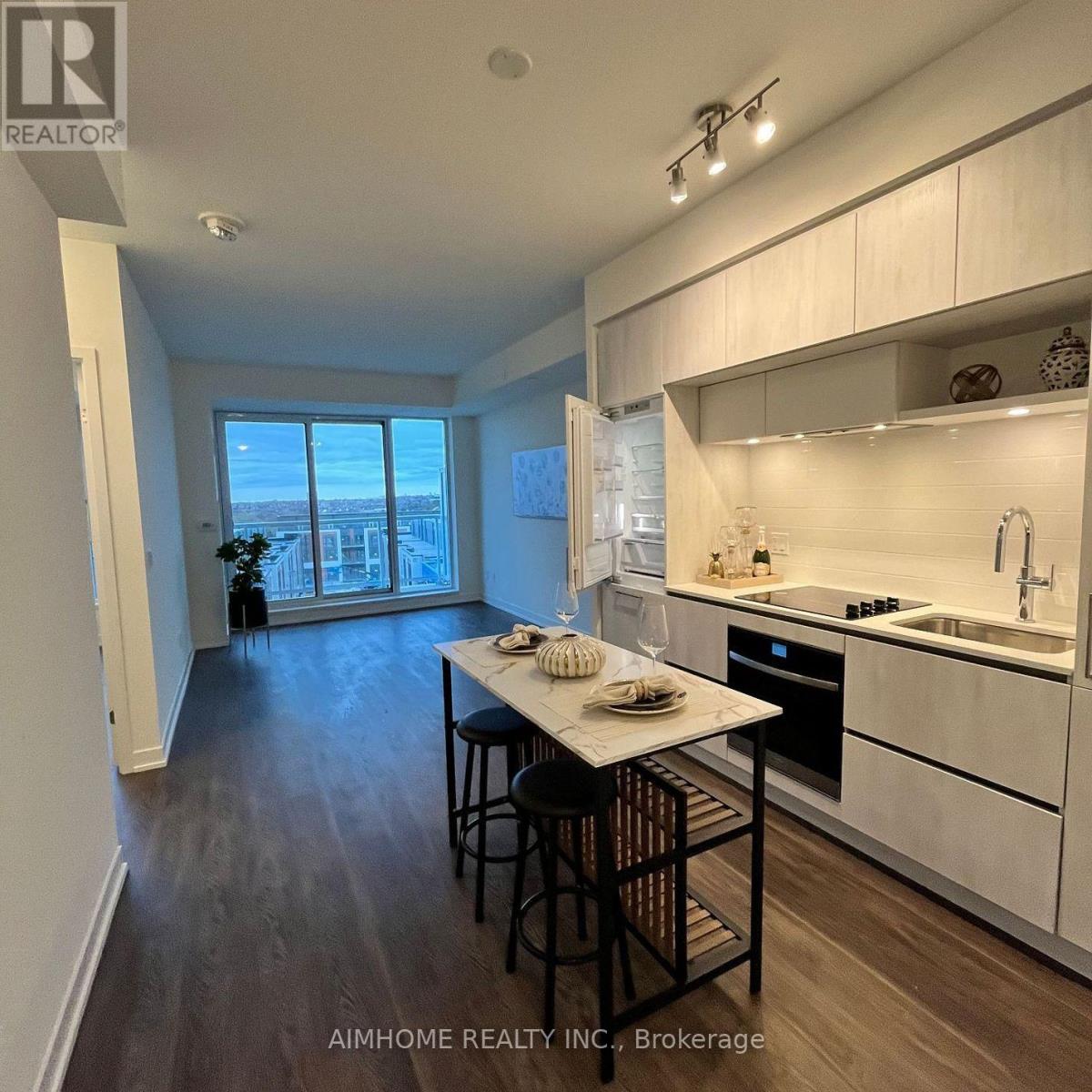 621 - 2 David Eyer Road, Richmond Hill, Ontario L4S 0N6 - Photo 4 - N12957476