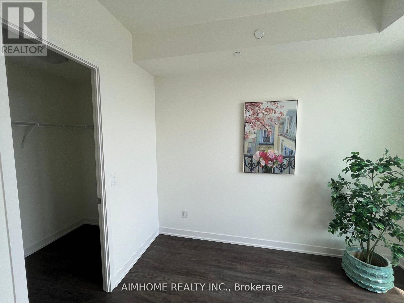 621 - 2 David Eyer Road, Richmond Hill, Ontario L4S 0N6 - Photo 10 - N12957476