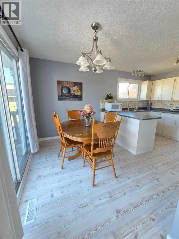 12401 94a Street, Grande Prairie, Alberta  T8V 5X7 - Photo 16 - A2294038