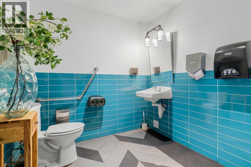 104, 1851 Sirocco Drive Sw, Calgary, Alberta  T3H 4R5 - Photo 7 - A2284291