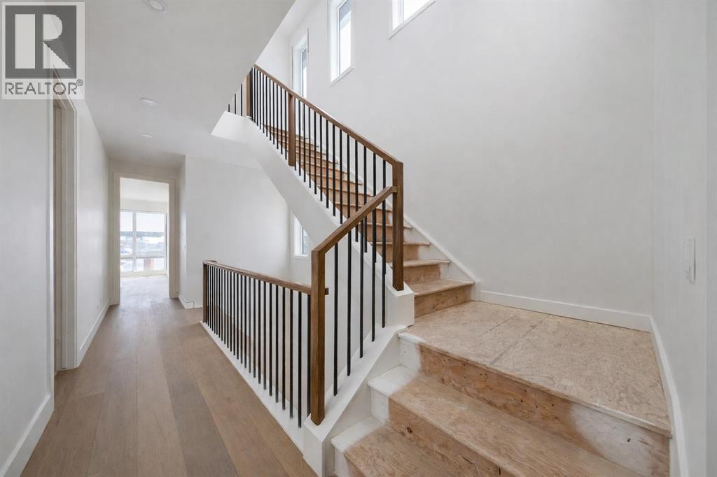 710 Bridge Crescent NE, Calgary, Alberta  T2E 5B5 - Photo 16 - A2287938