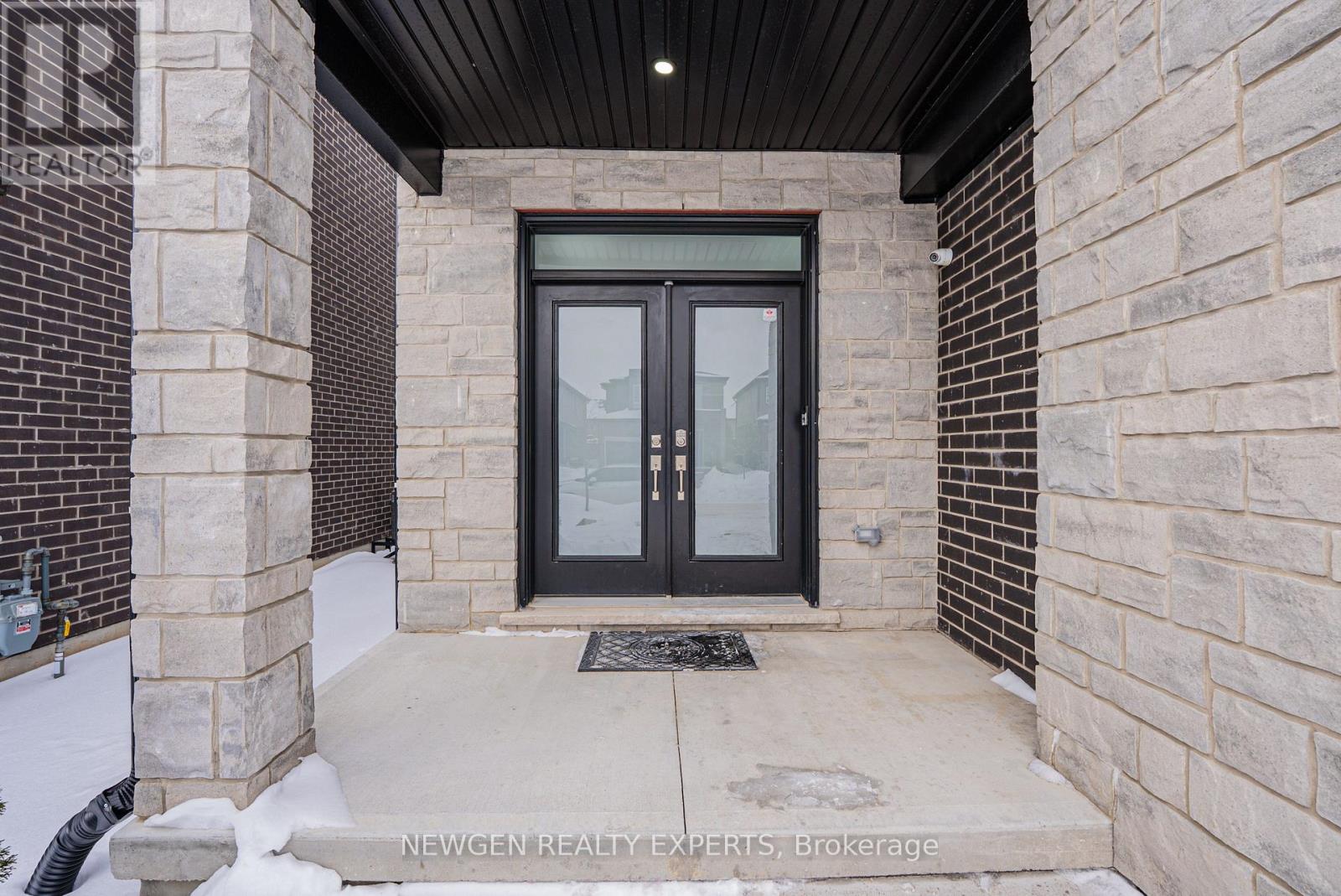 409 Freure Drive, Cambridge, Ontario  N1S 0A2 - Photo 5 - X12957936