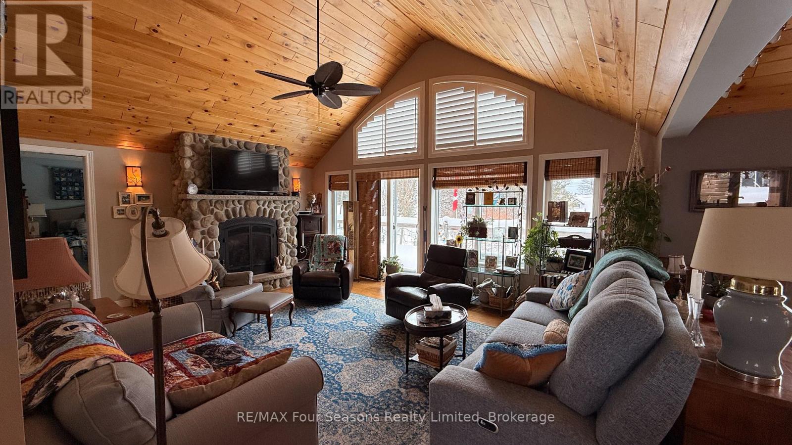 26 Fenton Drive, Saugeen Shores, Ontario  N0H 2C6 - Photo 9 - X12957948