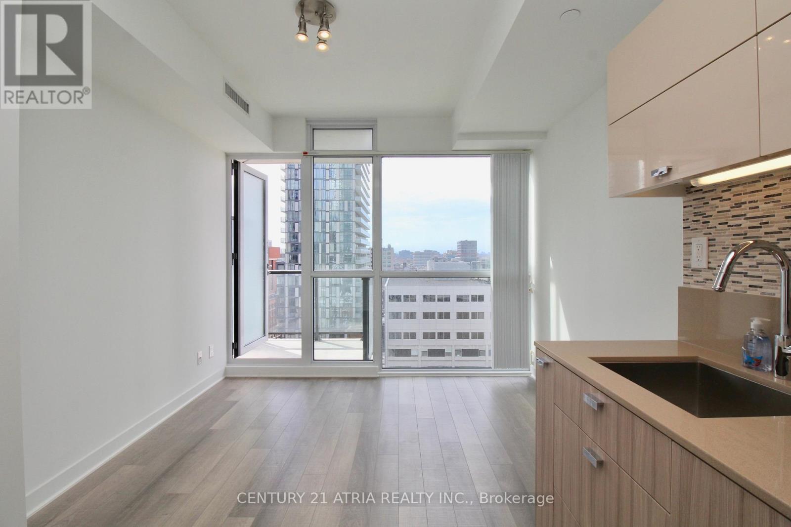 1303 - 290 Adelaide Street W, Toronto, Ontario M5V 0P3 - Photo 4 - C12957942