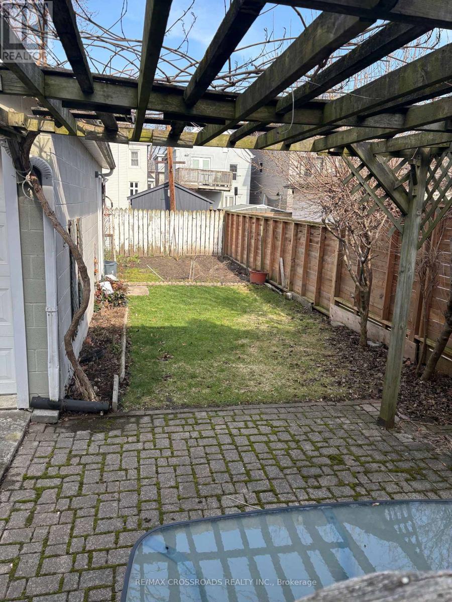 167 Woodfield Road, Toronto, Ontario M4L 2W8 - Photo 14 - E12945408