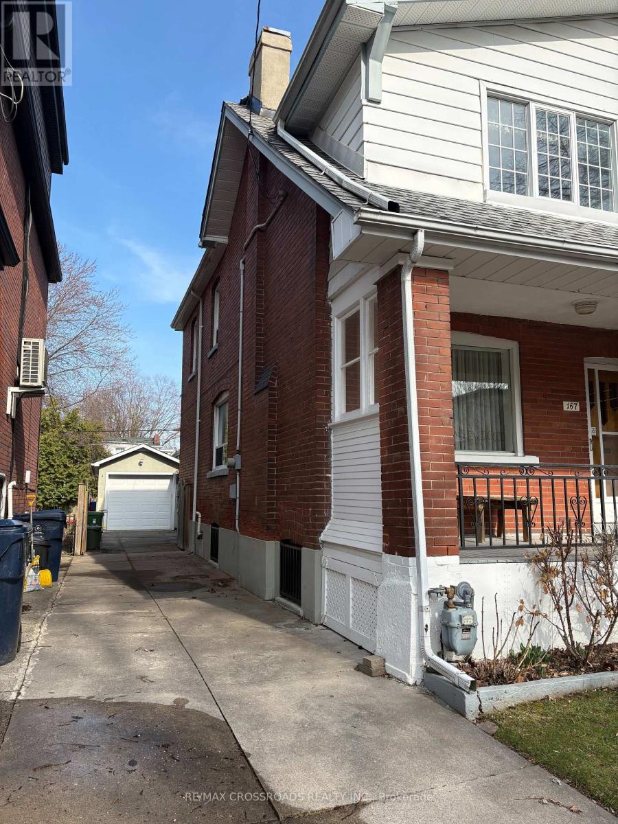 167 Woodfield Road, Toronto, Ontario M4L 2W8 - Photo 13 - E12945408