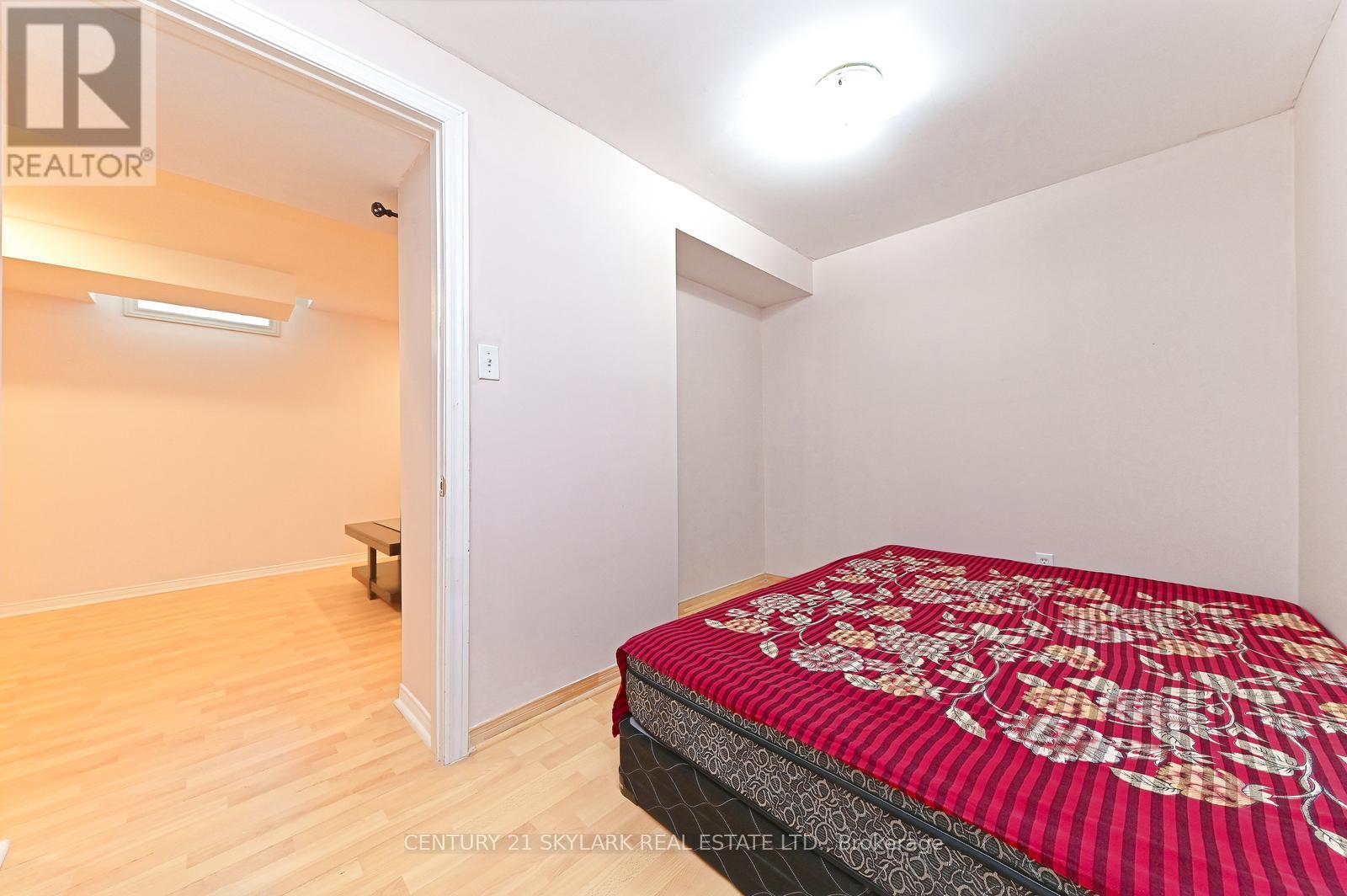 31 Todmorden Drive, Brampton, Ontario L7A 1M7 - Photo 29 - W12957940