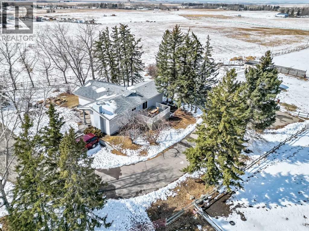 120050 466 Avenue E, Rural Foothills County, Alberta  T1V 1N3 - Photo 2 - A2299029