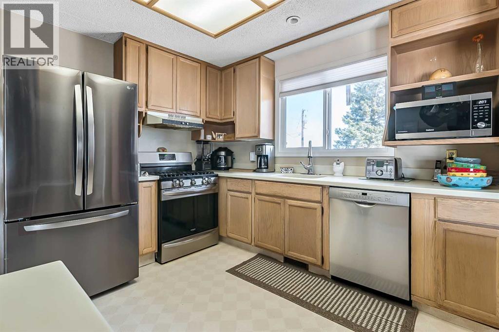 120050 466 Avenue E, Rural Foothills County, Alberta  T1V 1N3 - Photo 10 - A2299029