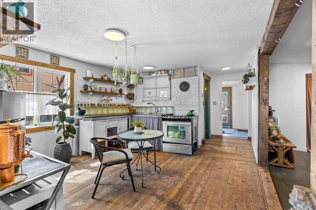 614 Main Street, Diamond Valley, Alberta  T0L 2A0 - Photo 9 - A2299087