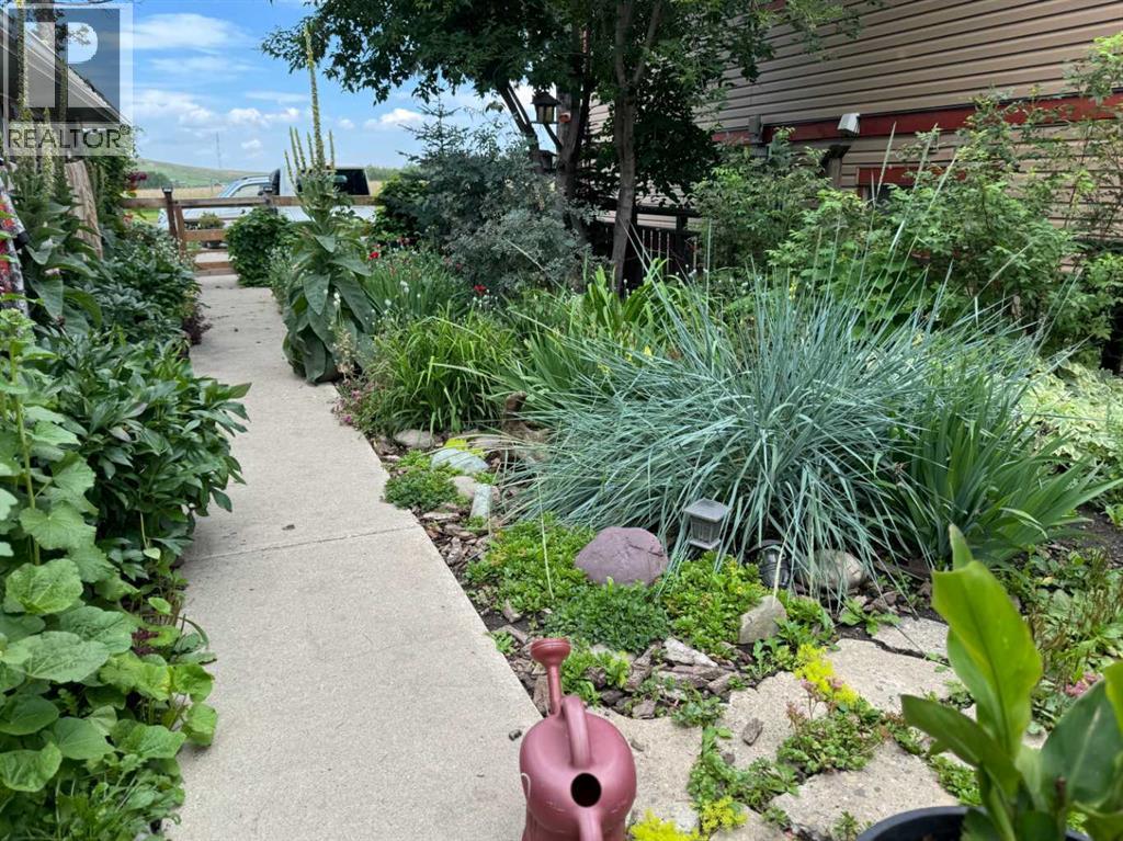 614 Main Street, Diamond Valley, Alberta  T0L 2A0 - Photo 36 - A2299087