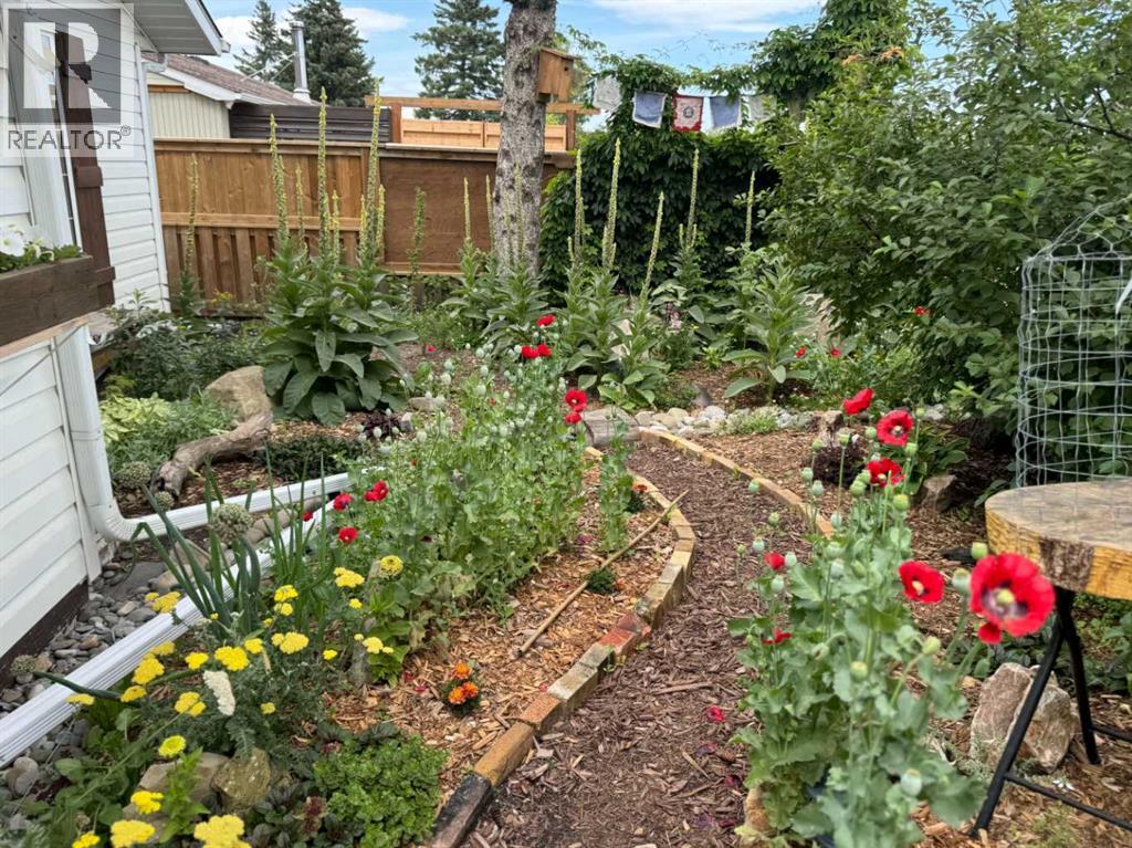 614 Main Street, Diamond Valley, Alberta  T0L 2A0 - Photo 38 - A2299087