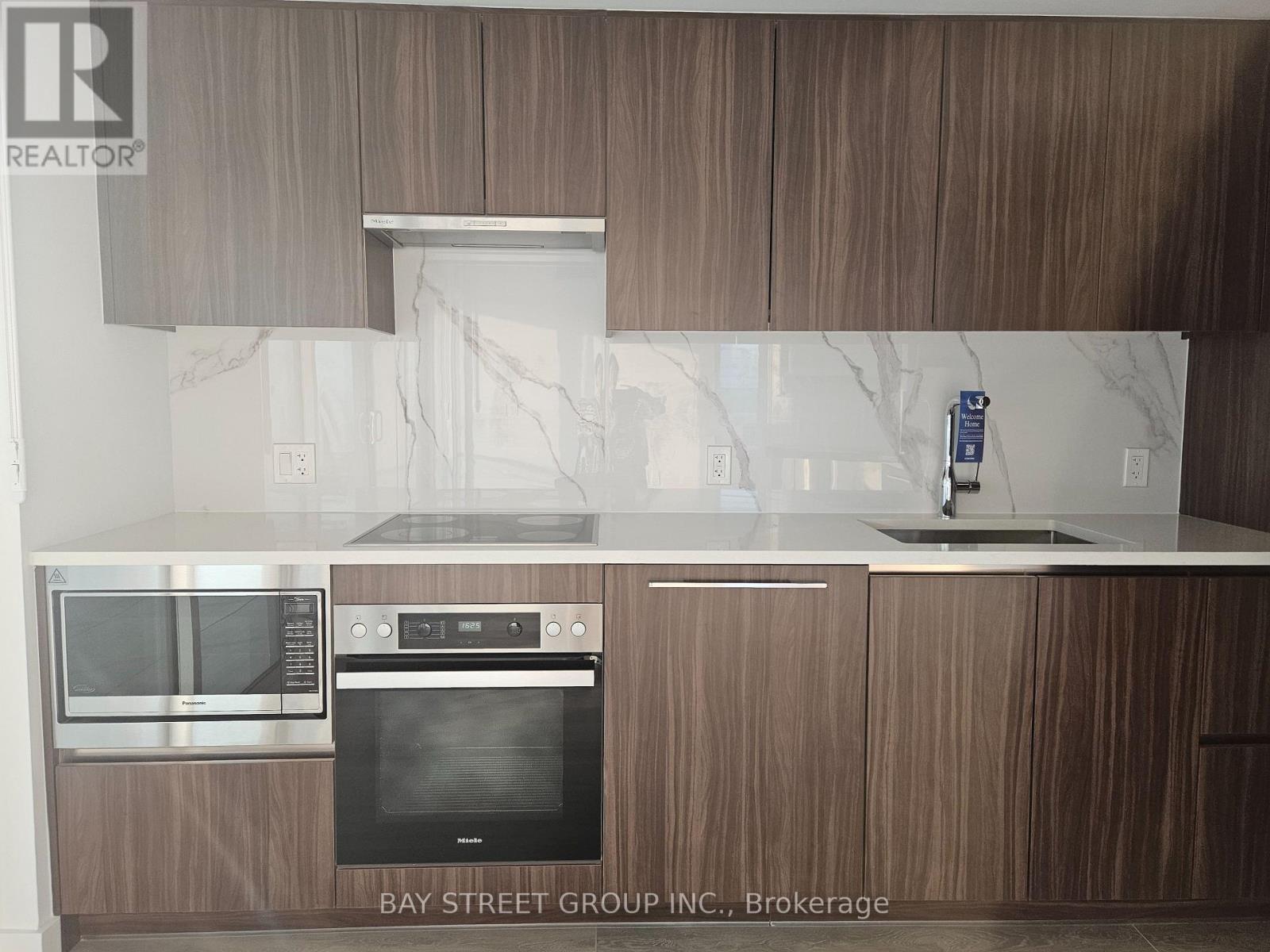 4210 - 1 Concord Cityplace Way, Toronto, Ontario  M5V 0X3 - Photo 15 - C12957922