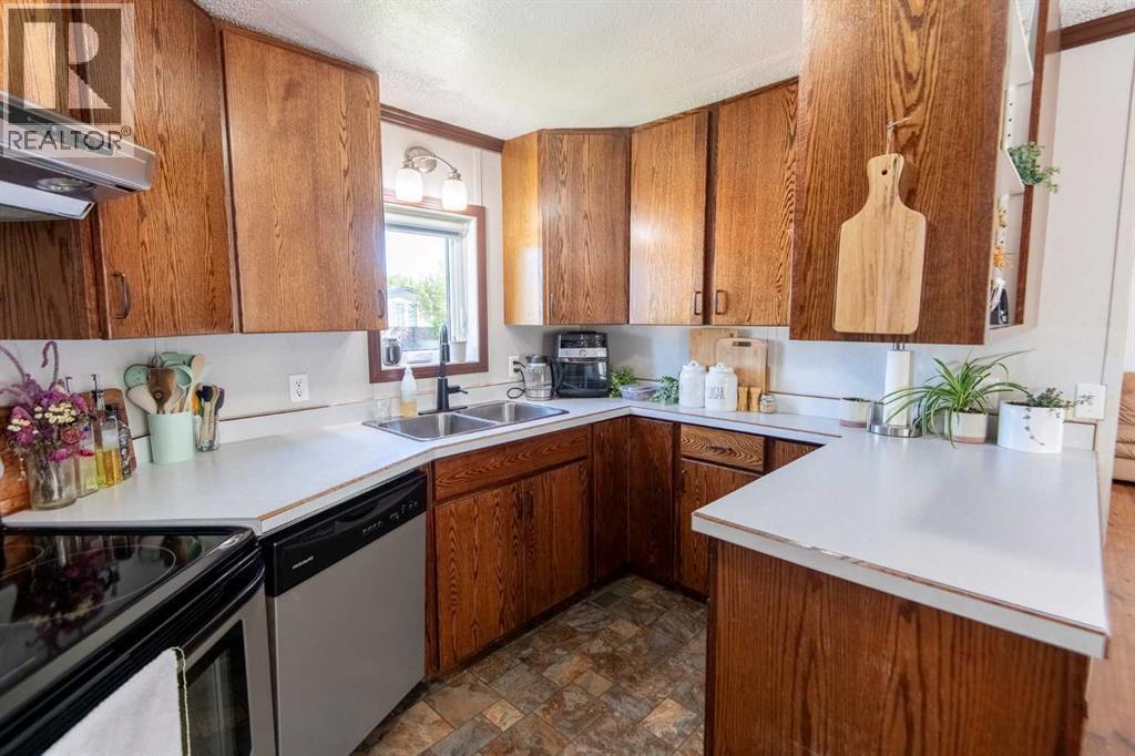 11002 102 Avenue, La Crete, Alberta  T0H 2H0 - Photo 14 - A2285129