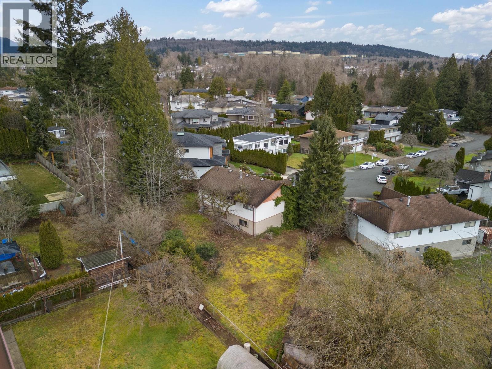 7129 Cardinal Court, Burnaby, British Columbia  V5A 1Y6 - Photo 9 - R2974426