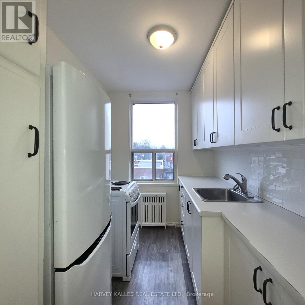 305 - 6 Glen Echo Road, Toronto, Ontario  M4N 2C9 - Photo 7 - C12957982