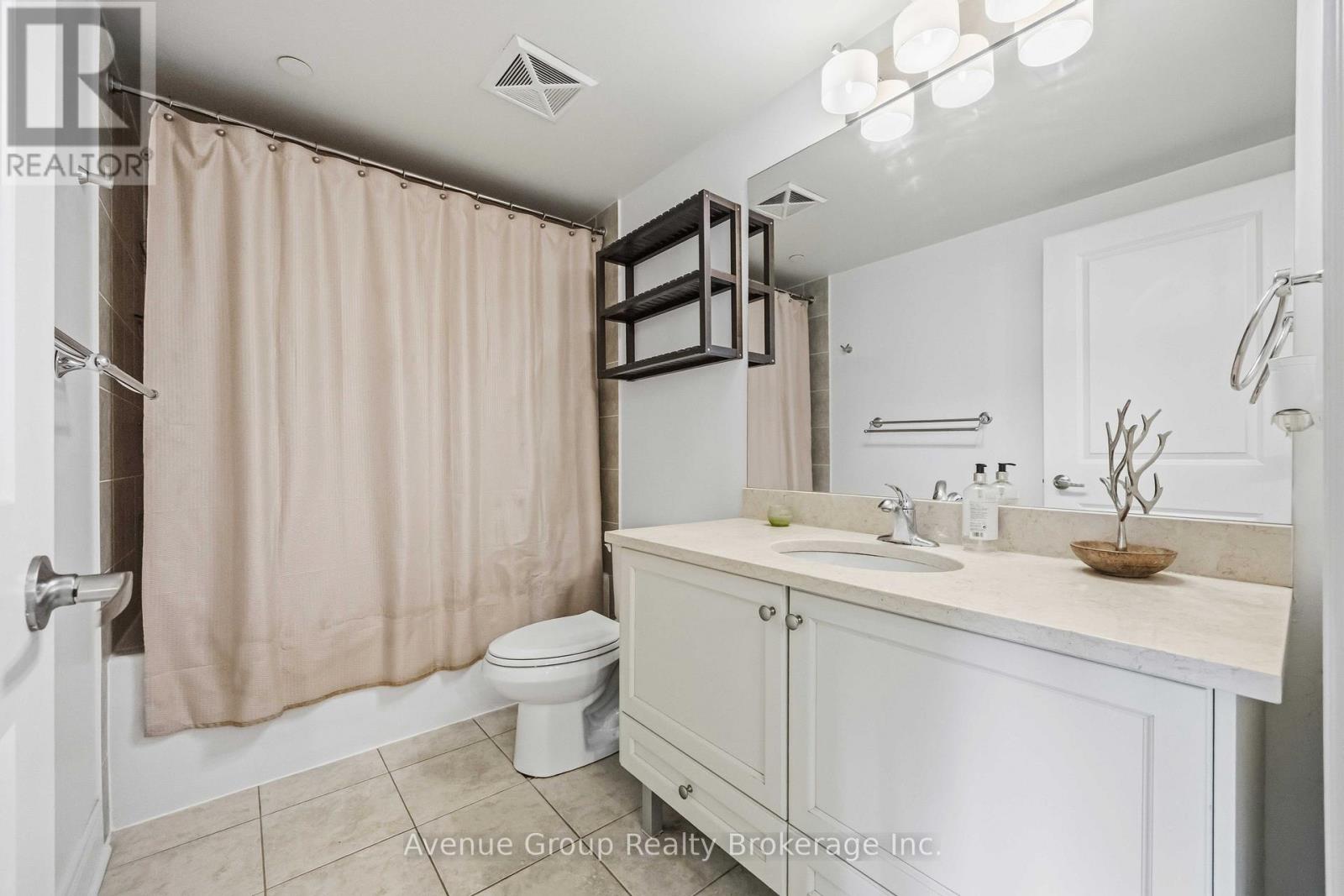 230 - 701 Sheppard Avenue W, Toronto, Ontario  M3H 0B2 - Photo 23 - C12957988