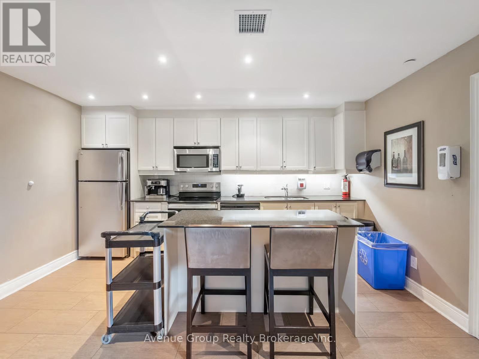 230 - 701 Sheppard Avenue W, Toronto, Ontario  M3H 0B2 - Photo 28 - C12957988