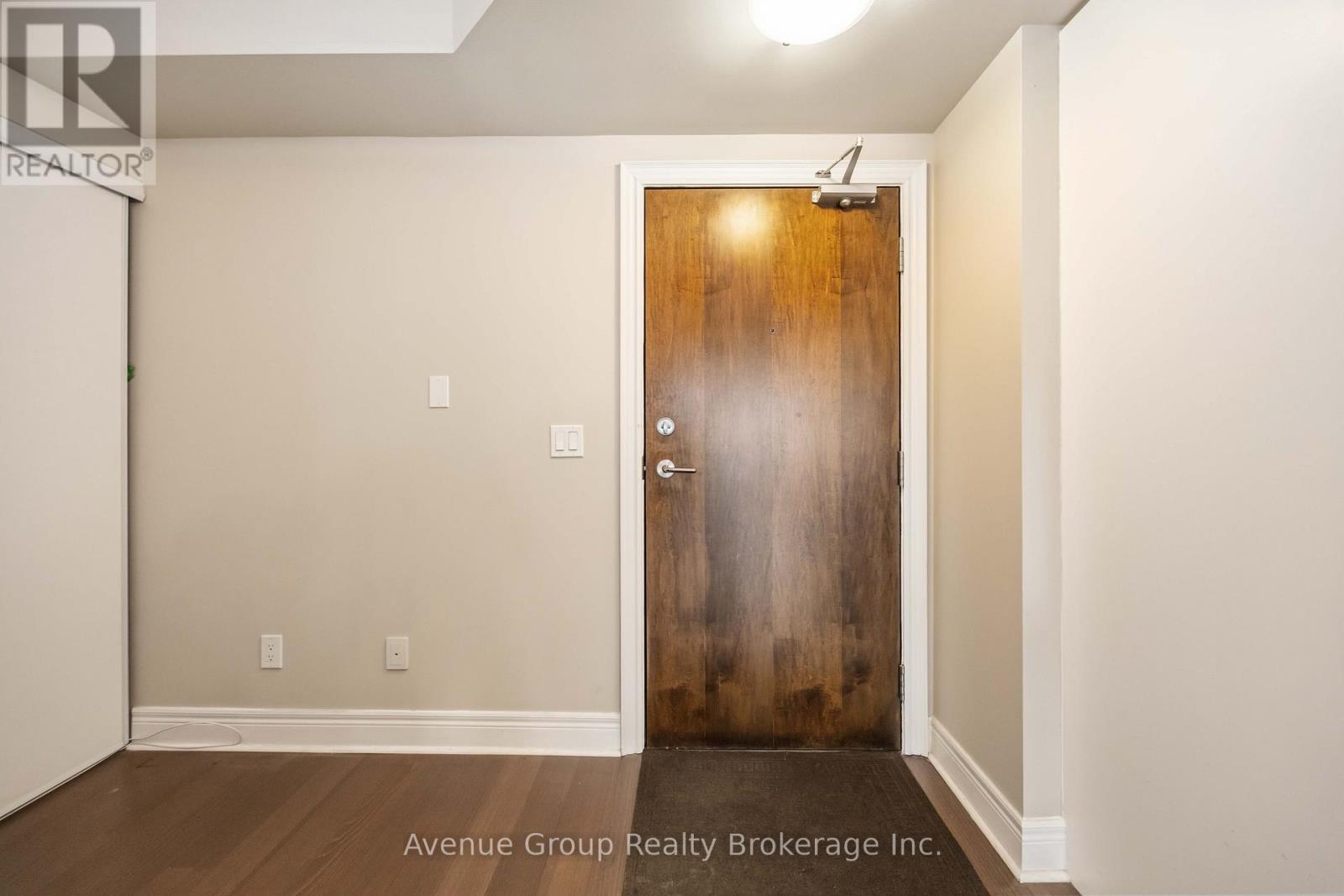 230 - 701 Sheppard Avenue W, Toronto, Ontario  M3H 0B2 - Photo 5 - C12957988