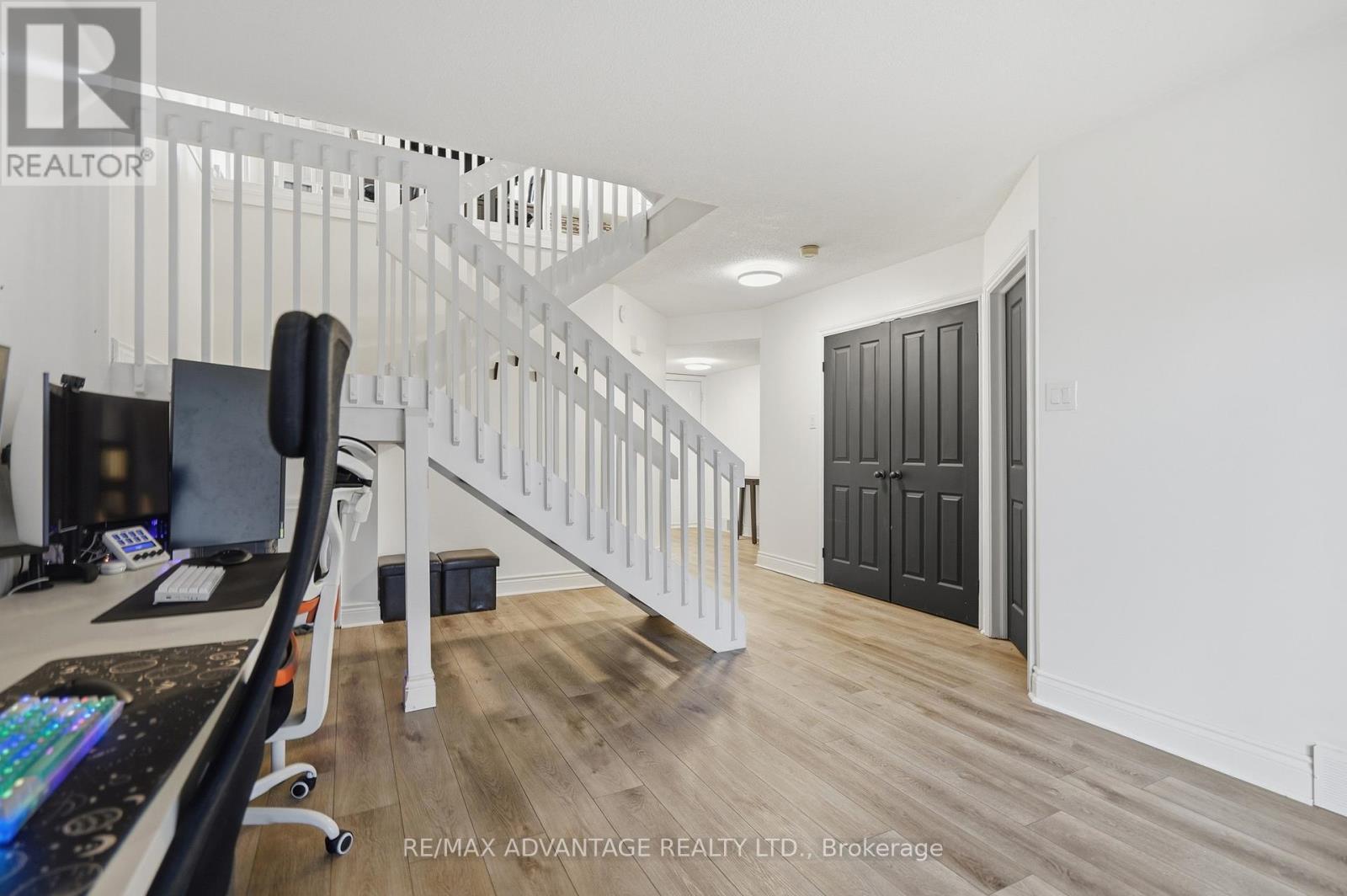 1 - 1399 Commissioners Road W, London South, Ontario  N6K 4G9 - Photo 8 - X12957974