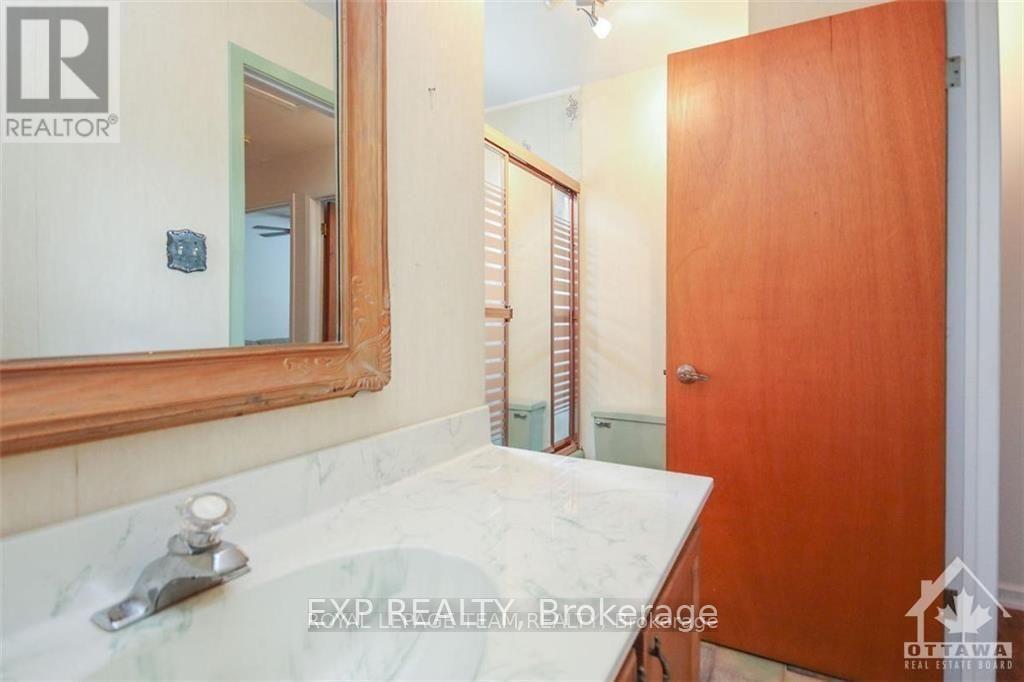104 Presland Road W, Ottawa, Ontario  K1K 2C3 - Photo 13 - X12957986