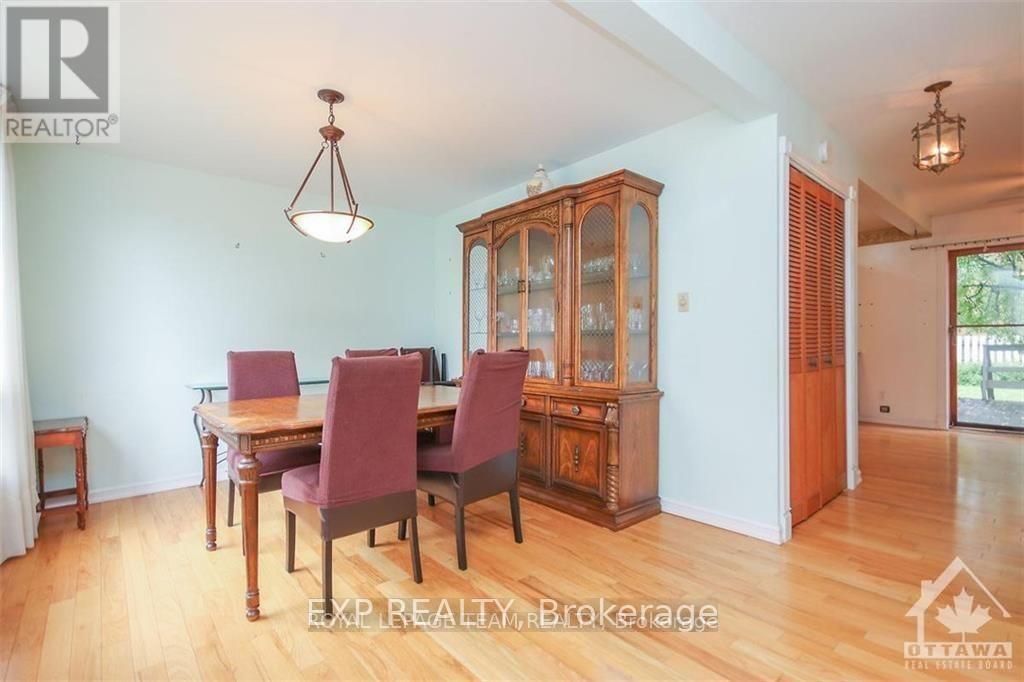 104 Presland Road W, Ottawa, Ontario  K1K 2C3 - Photo 4 - X12957986