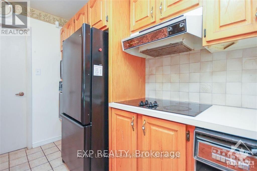 104 Presland Road W, Ottawa, Ontario  K1K 2C3 - Photo 6 - X12957986
