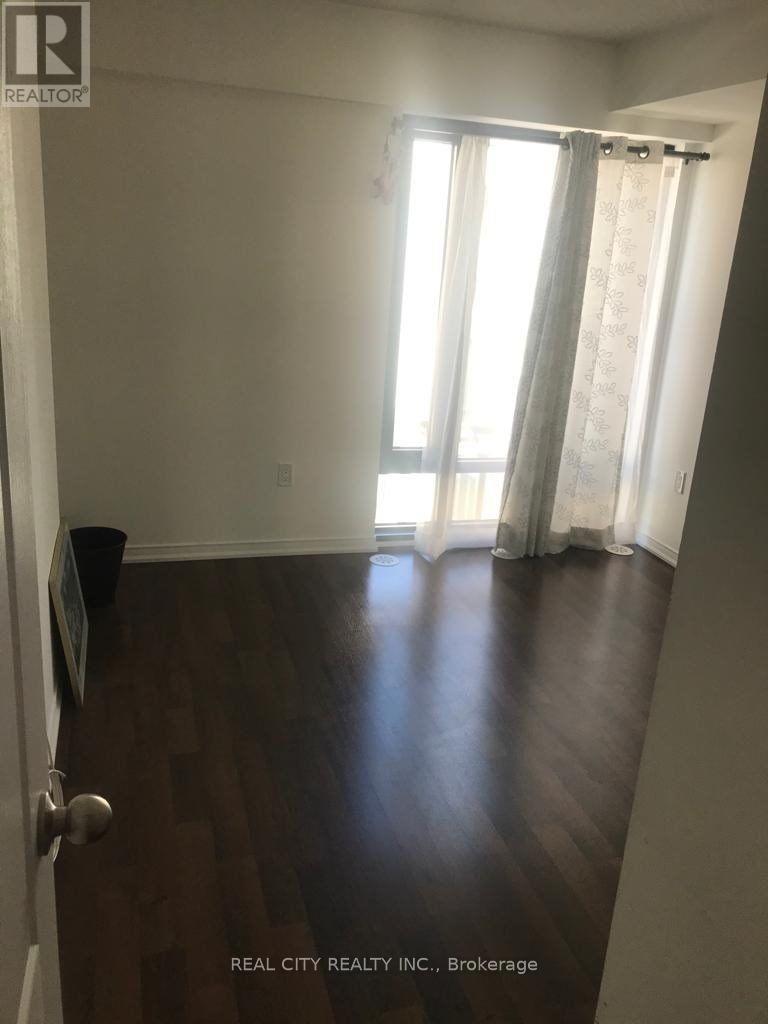 514 - 142 Widdicombe Hill Boulevard, Toronto, Ontario M9R 0A9 - Photo 6 - W12957952