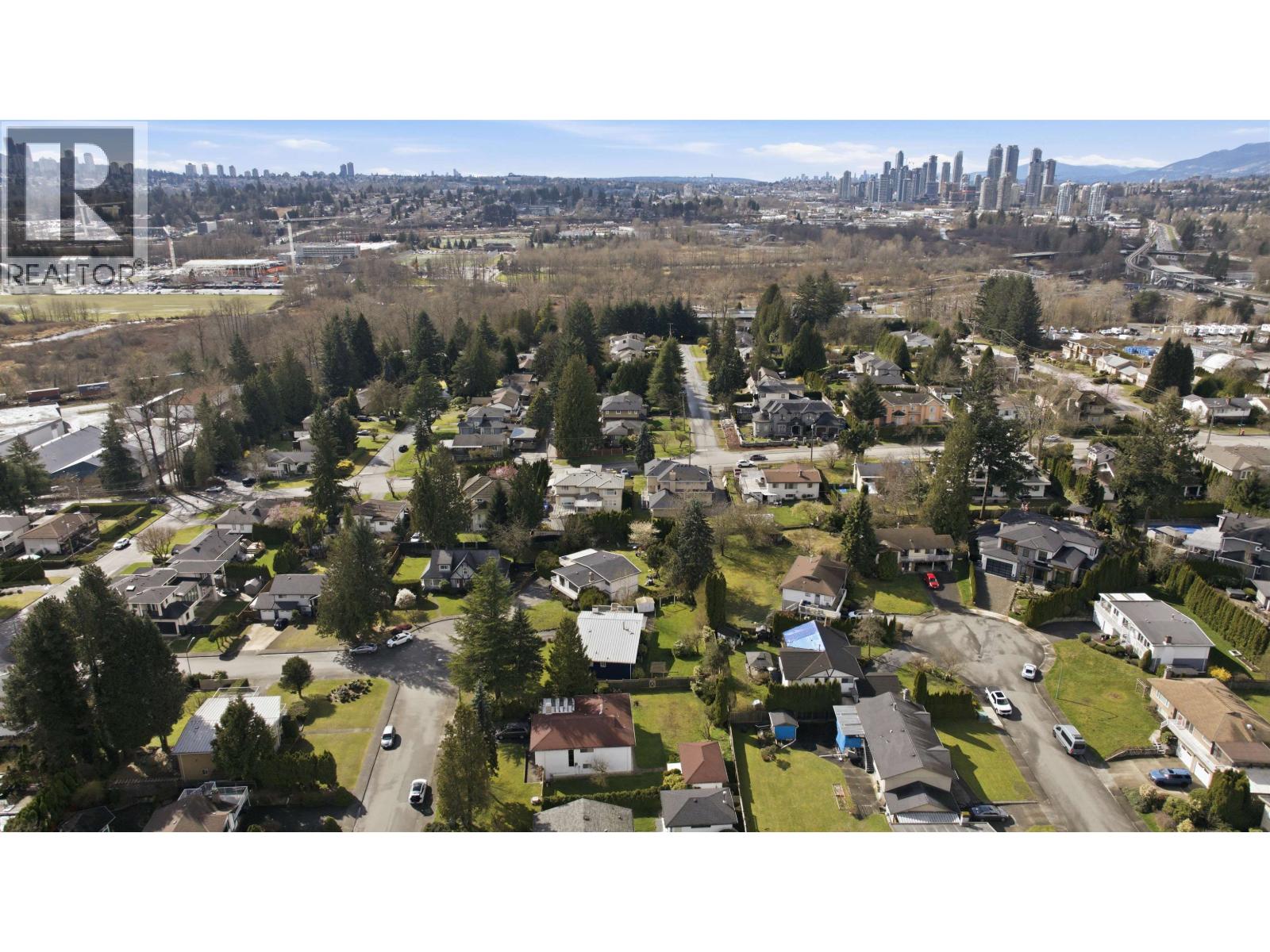 3355 Cardinal Drive, Burnaby, British Columbia  V5A 2T7 - Photo 5 - R3106360