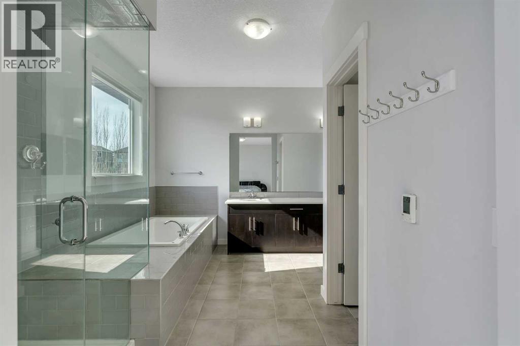 151 Stonemere Green, Chestermere, Alberta  T1X 0S2 - Photo 20 - A2291487