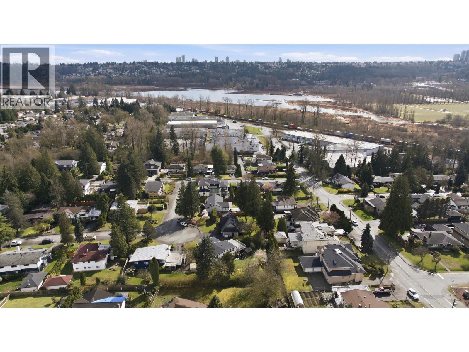 3355 Cardinal Drive, Burnaby, British Columbia  V5A 2T7 - Photo 8 - R3106360