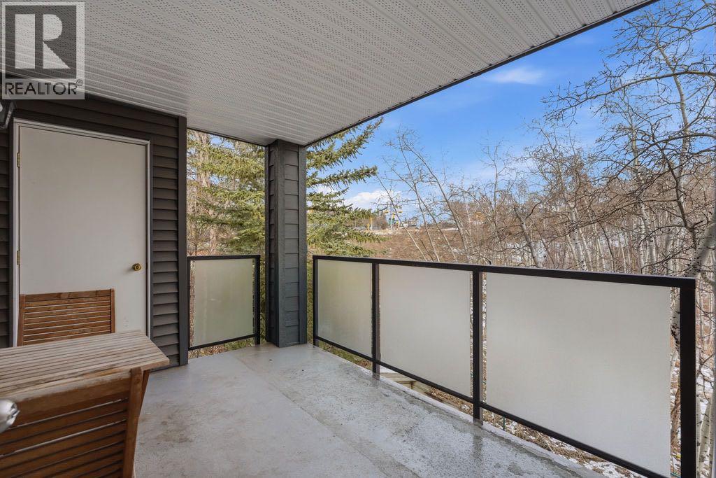 310, 20 Sierra Morena Mews SW, Calgary, Alberta  T3K 3K6 - Photo 20 - A2293099