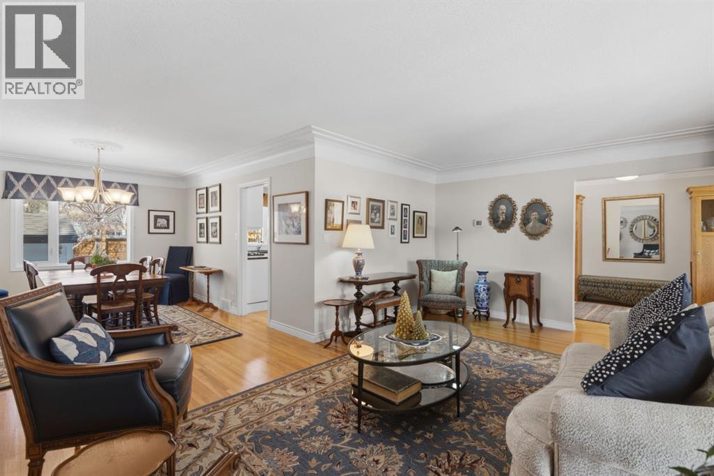 352 Oakside Circle SW, Calgary, Alberta  T2V 4K4 - Photo 6 - A2297272