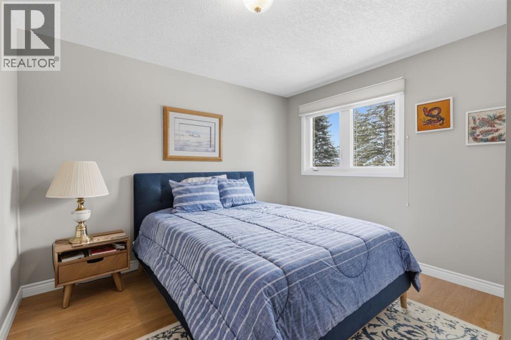 352 Oakside Circle SW, Calgary, Alberta  T2V 4K4 - Photo 28 - A2297272