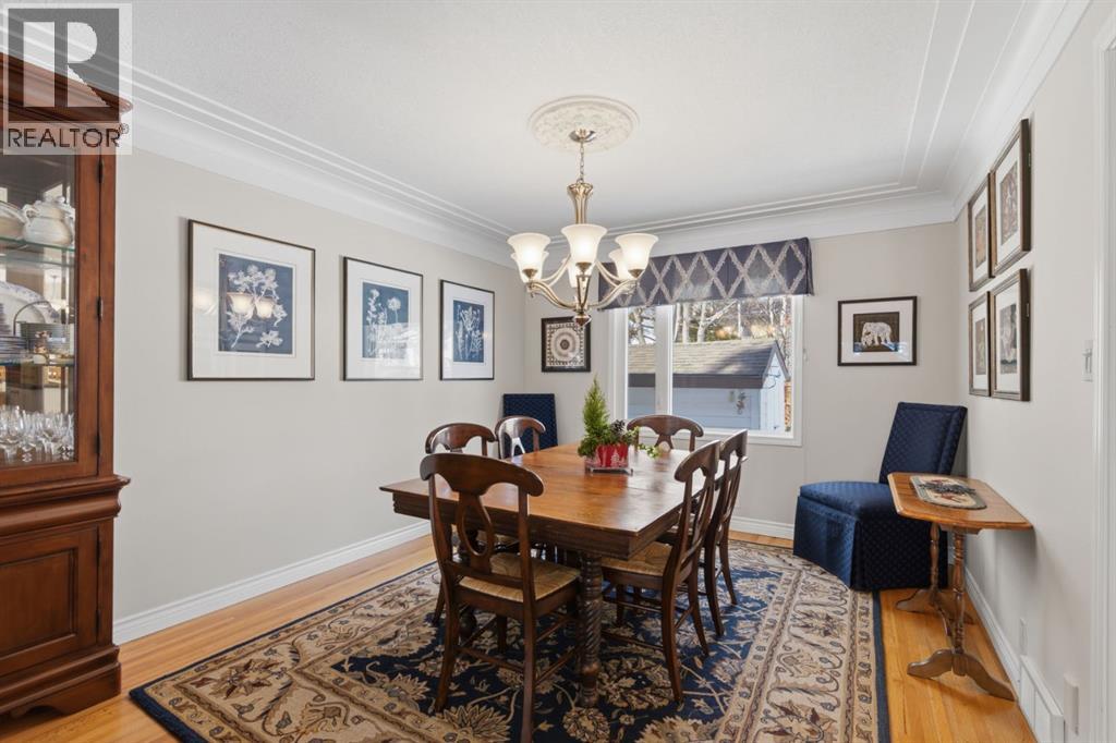 352 Oakside Circle SW, Calgary, Alberta  T2V 4K4 - Photo 7 - A2297272