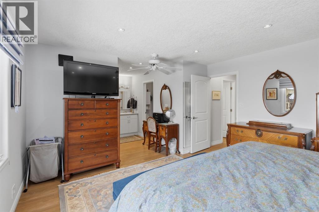 352 Oakside Circle SW, Calgary, Alberta  T2V 4K4 - Photo 22 - A2297272
