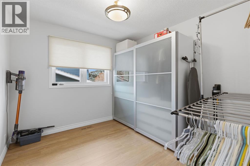 352 Oakside Circle SW, Calgary, Alberta  T2V 4K4 - Photo 30 - A2297272