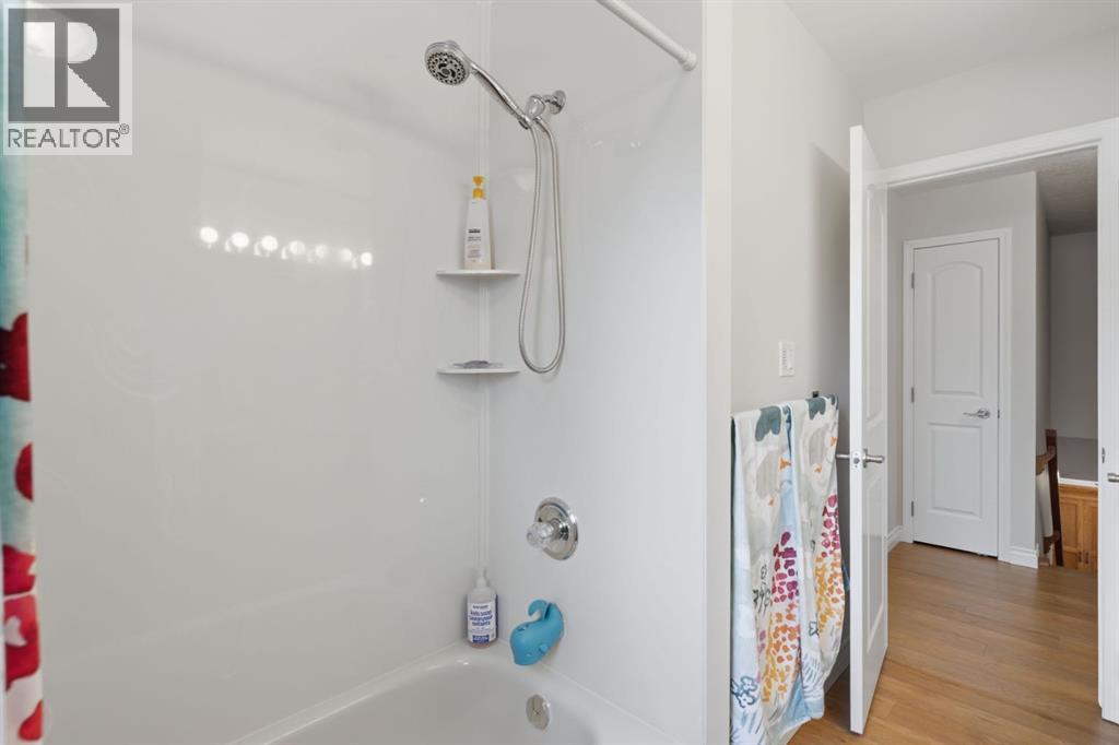 352 Oakside Circle SW, Calgary, Alberta  T2V 4K4 - Photo 32 - A2297272